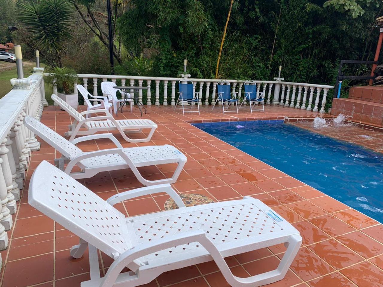 Finca Hotel La Bonita Guatapé Buitenkant foto